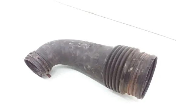 Volkswagen Touareg I Air intake duct part 7L6129628A 7L6129532C