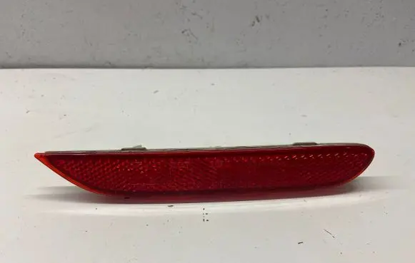 Nissan Qashqai Rear tail light reflector 25023005