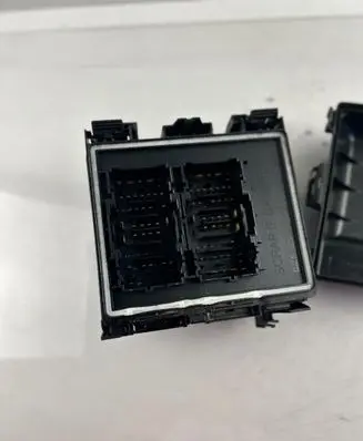 Ford Focus Fuse module JX6T14A094