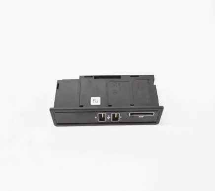 Mercedes-Benz C W205 USB socket connector A2058200526
