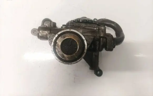 Audi A4 S4 B6 8E 8H Oil pump 059115105h