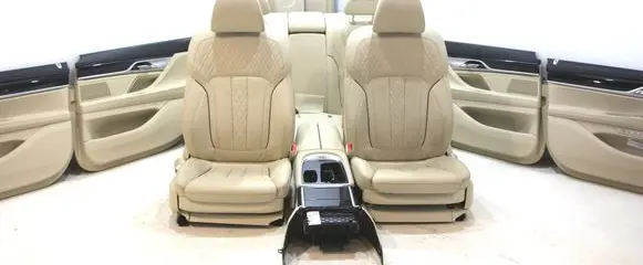 Seat set