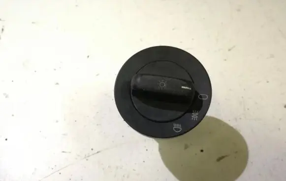 BMW 5 E39 Light switch 8363683 549.3910.11