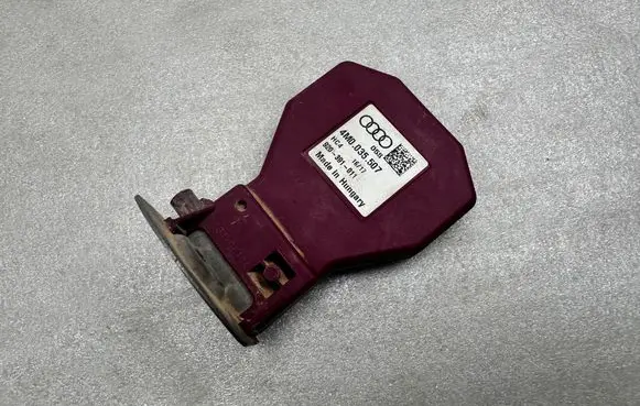 Audi A5 Aerial antenna amplifier 4M0035507