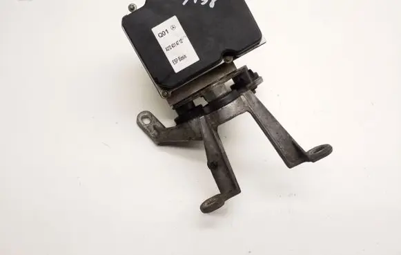 Mercedes-Benz E C207 W207 ABS Pump A2124314712