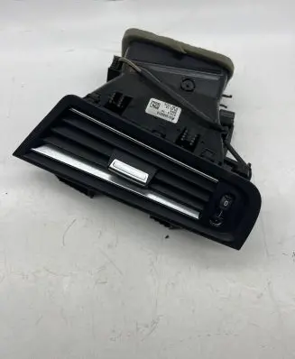 BMW 5 F10 F11 Dashboard side air vent grill/cover trim F5916689010 0056 0761810