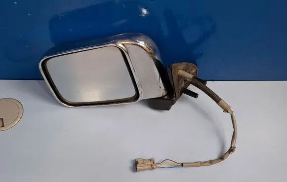 Nissan Navara D22 Front door electric wing mirror E4012089 MURAKAMI5679