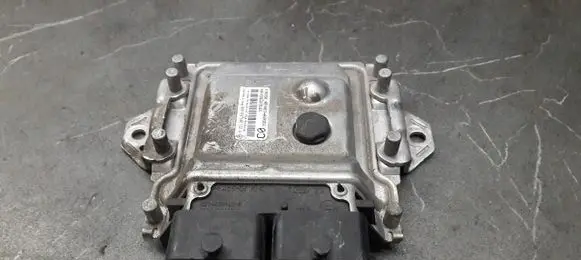 Nissan Pixo Engine control unit/module ECU 0261s04260
