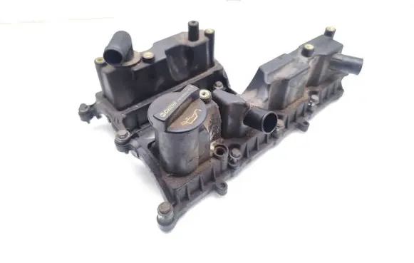 Ford Focus Rocker cam cover BM5G6M293DF