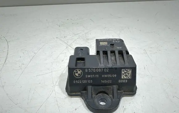 BMW 3 F30 F35 F31 Glow plug pre-heat relay 857008702