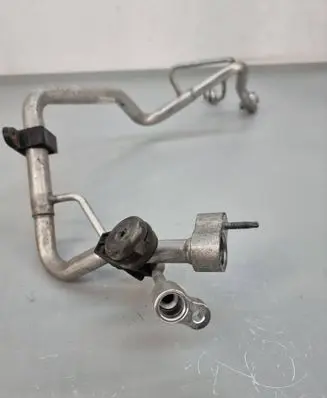 Air conditioning (A/C) pipe/hose