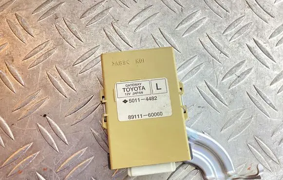 Toyota Land Cruiser (J200) Gateway control module 50114482 8911160060