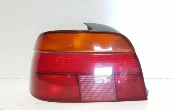 BMW 5 E39 Rear/tail lights 8358031