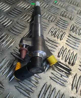 Renault Master III Fuel injector 166009567R