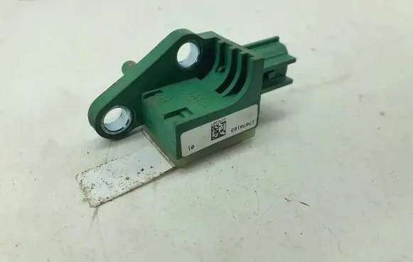 Volkswagen PASSAT B6 Airbag deployment crash/impact sensor 3C0909606