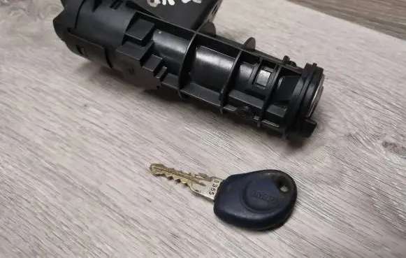 Fiat Bravo - Brava Ignition lock 05521B365