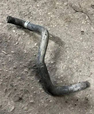 Subaru Outback Engine coolant pipe/hose