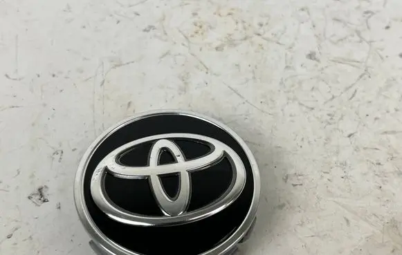 Toyota Mirai II Original wheel cap 