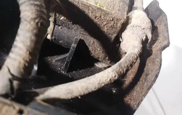 KIA Sportage Windscreen/windshield washer pump 