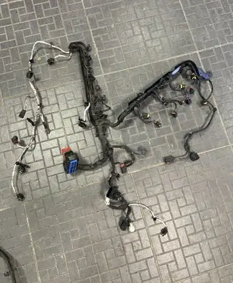Jeep Cherokee Engine installation wiring loom 