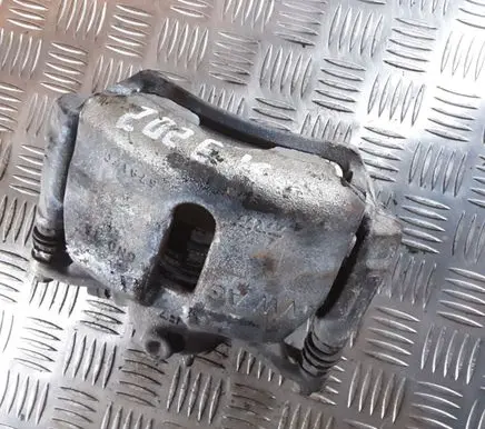 Volkswagen Golf VII Front brake caliper