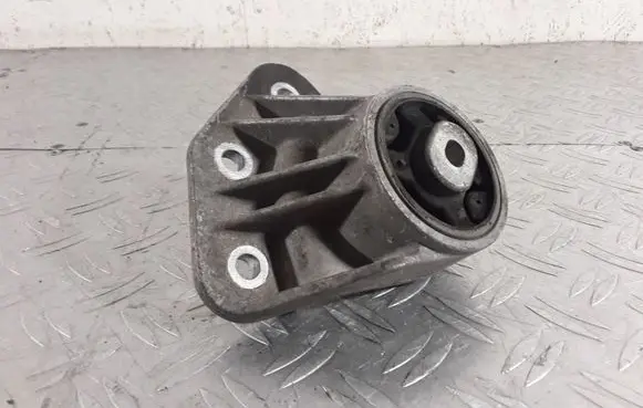 Audi A8 S8 D3 4E Rear differential mounting bracket 4E0599133C