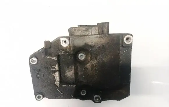 Volkswagen PASSAT B5.5 Engine mounting bracket 0382608850
