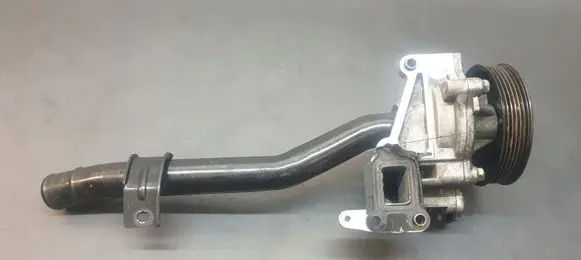 KIA Carnival Water pump