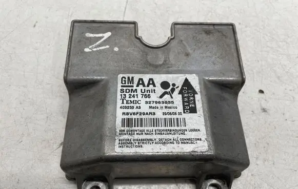 Opel Zafira B Airbag control unit/module 13241766