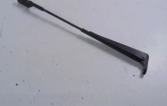 Ford Mondeo MK IV Front wiper blade arm 7S71A17406AB