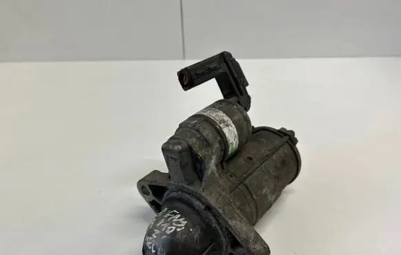 Toyota Avensis T270 Starter motor
