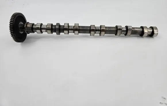 Volvo XC70 Camshaft 30750759
