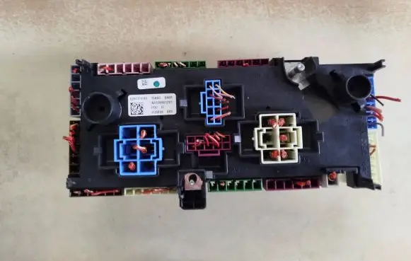 Mercedes-Benz S W222 Fuse box set A2229061201