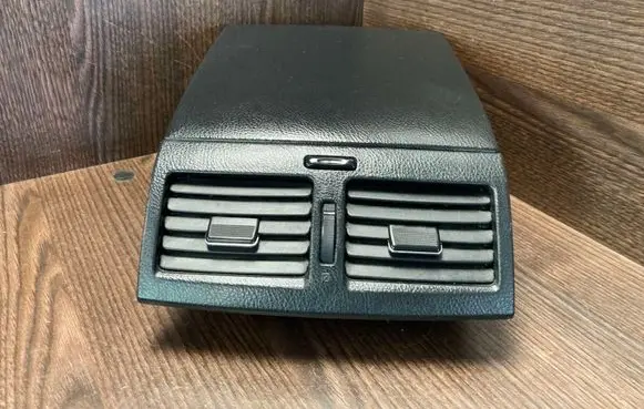 Toyota Avensis Verso Dash center air vent grill 5540544110 5565244040 5565144030