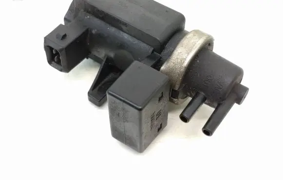 BMW X5 E53 Turbo solenoid valve 72279600 2247906
