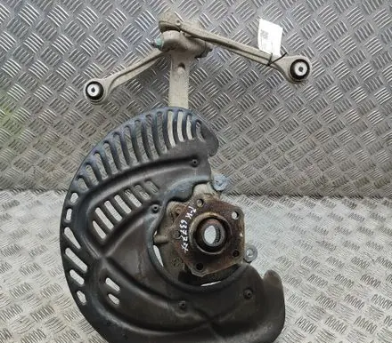 Audi RS6 C8 Front wheel hub 4K0407559D 4M0407509B