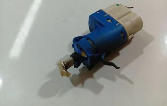 Brake pedal sensor switch