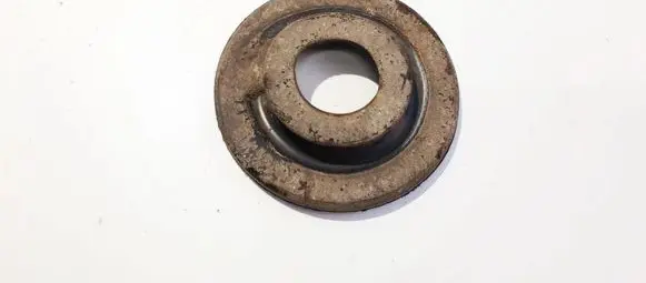 Skoda Octavia Mk2 (1Z) Front coil spring rubber mount 1k0512149b