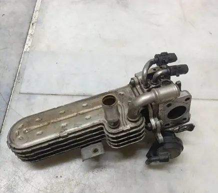 Volkswagen Golf V EGR valve cooler 038131513AD 13007 3210275