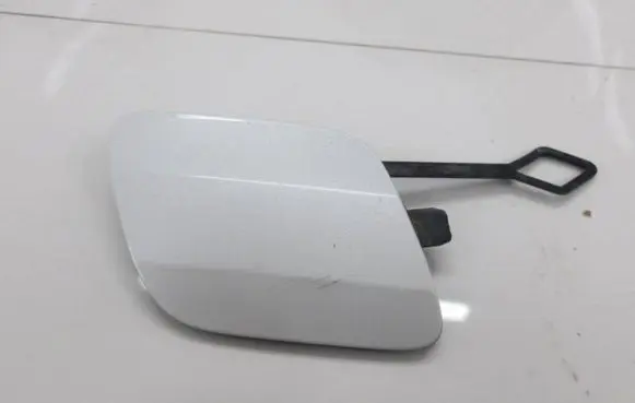 Renault Captur II Front tow hook cap/cover 11801345R