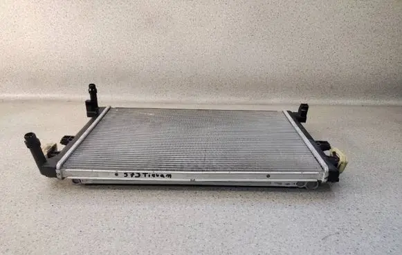Volkswagen Tiguan Coolant radiator 350203964000