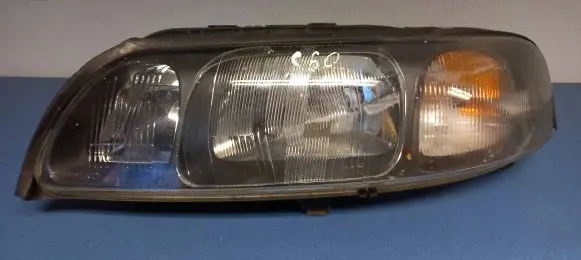 Volvo S60 Headlight/headlamp 89006824