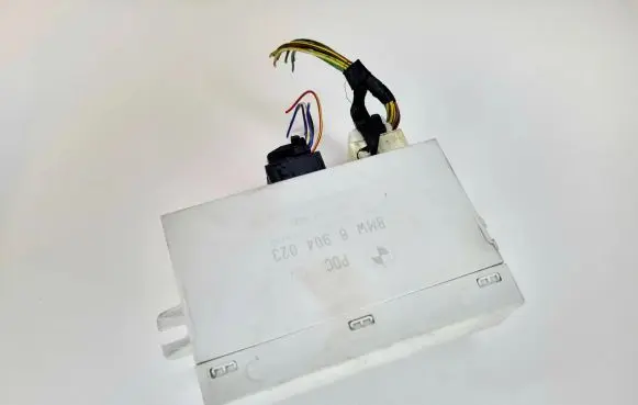 BMW 5 E39 Parking PDC control unit/module 702813A00 6904023
