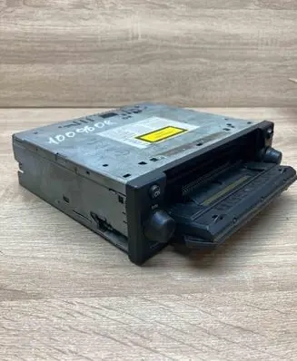 Volvo S40, V40 Radio/CD/DVD/GPS head unit BE4730 25061369 Tested