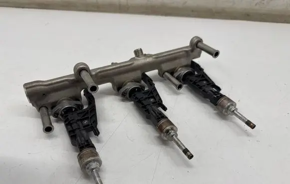 Fuel injectors set