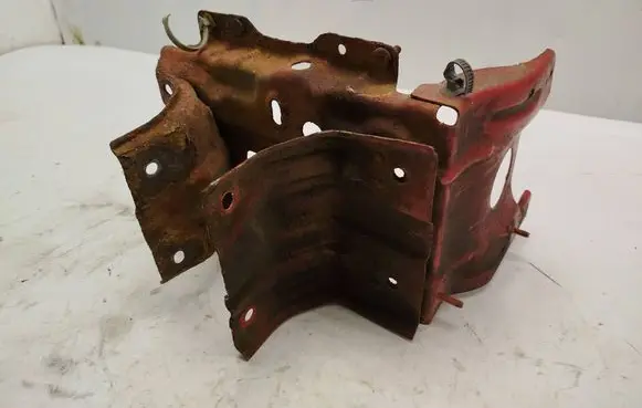 Chevrolet Lacetti Battery tray 95405236