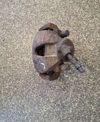 Volvo S40 Front brake caliper
