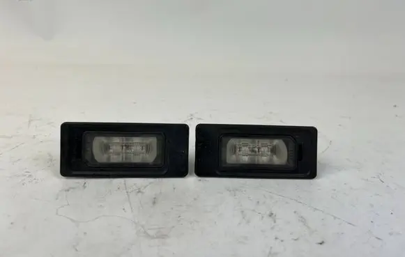 Audi RS5 Number plate light 4G0943021