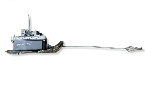 Volkswagen Phaeton Gear shifter/selector 3D0713037