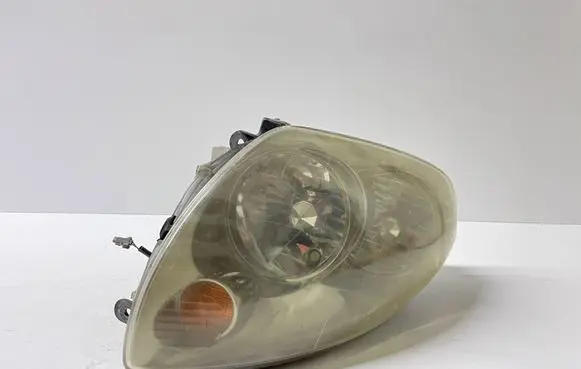Infiniti G35 Headlight/headlamp